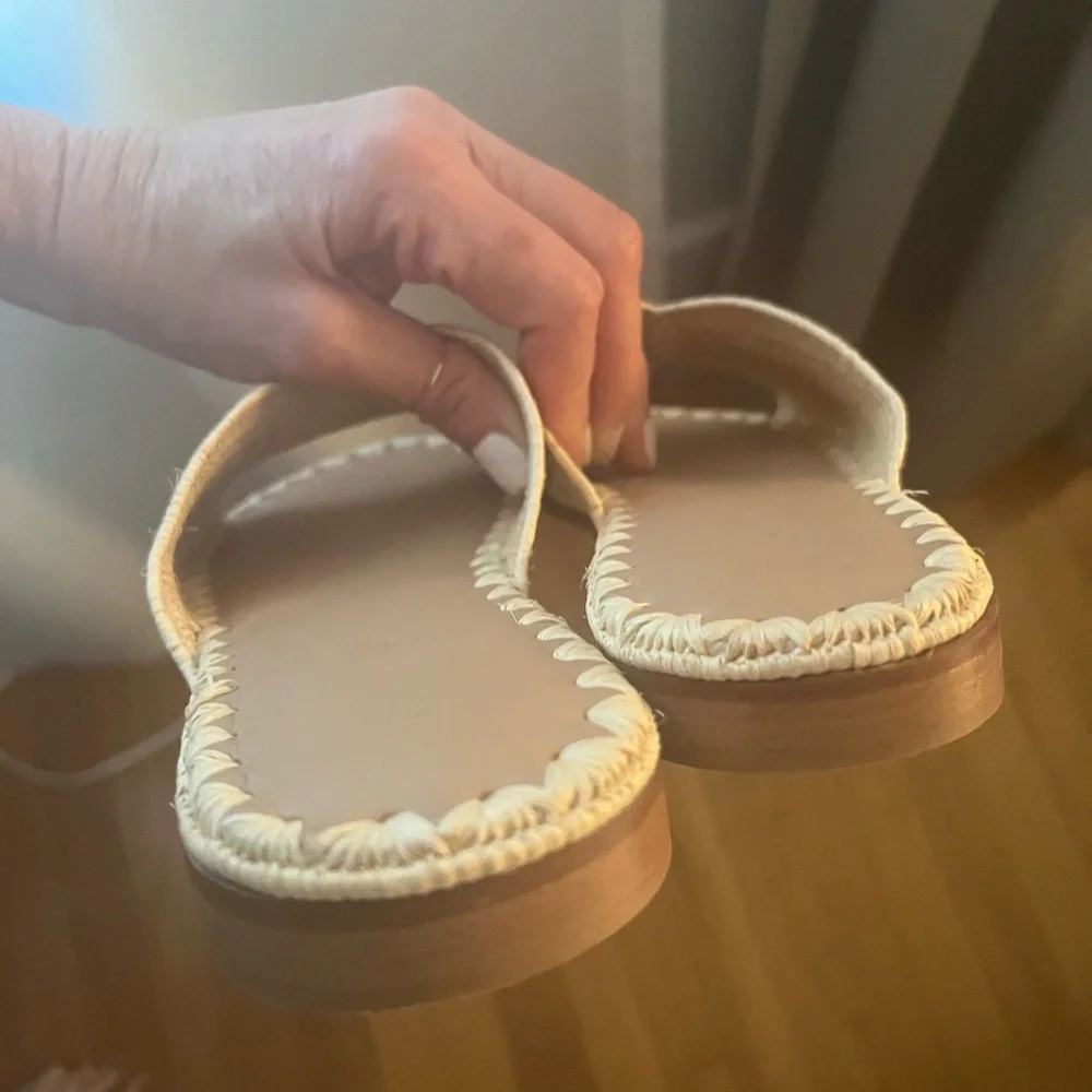 Carrie Forbes Salon Slides - Picture 10 of 14